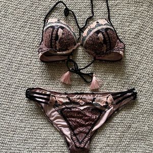 Victoria’s Secret Bikini